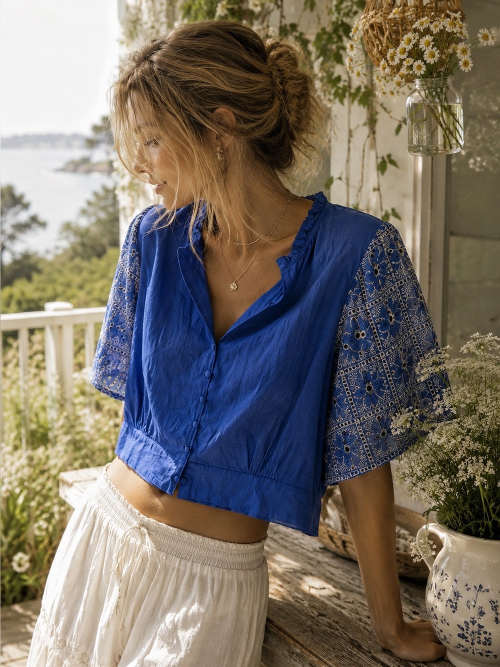 Solitaire Blue Eyelet Crop Top XL NWT
